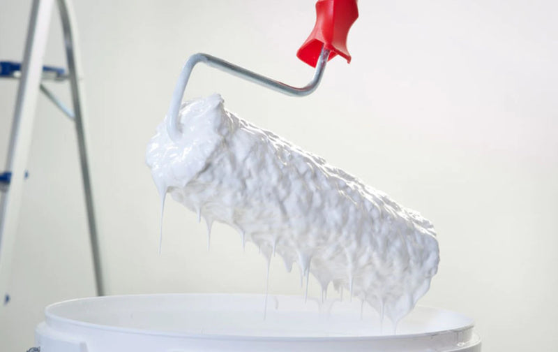 Hoe maak je een verfroller schoon?