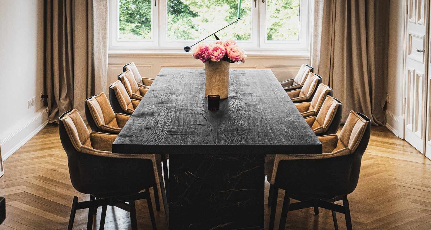 Eiken tafel zwart beitsen